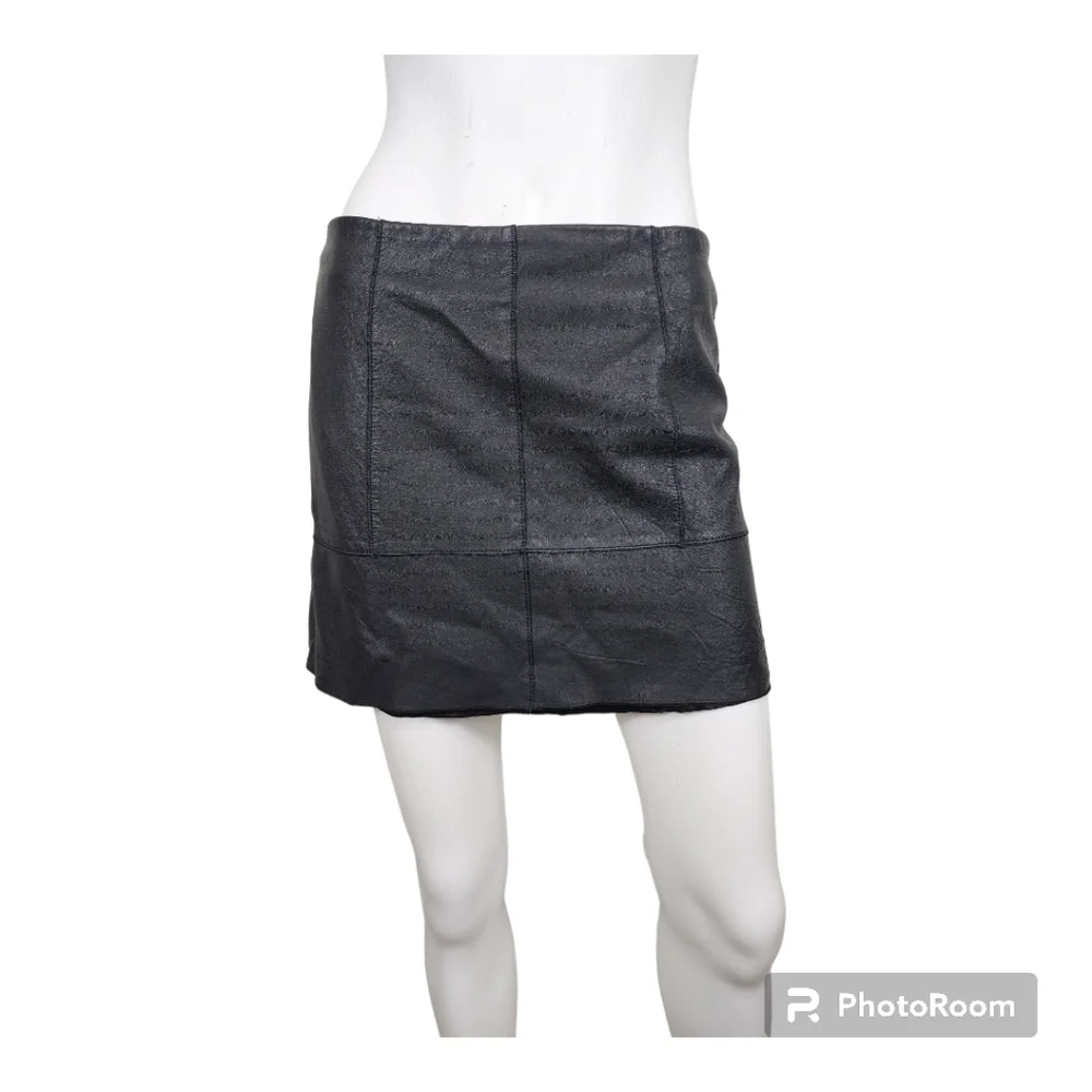 Bebe Leather Streetwear Black Mini Skirt Size 8